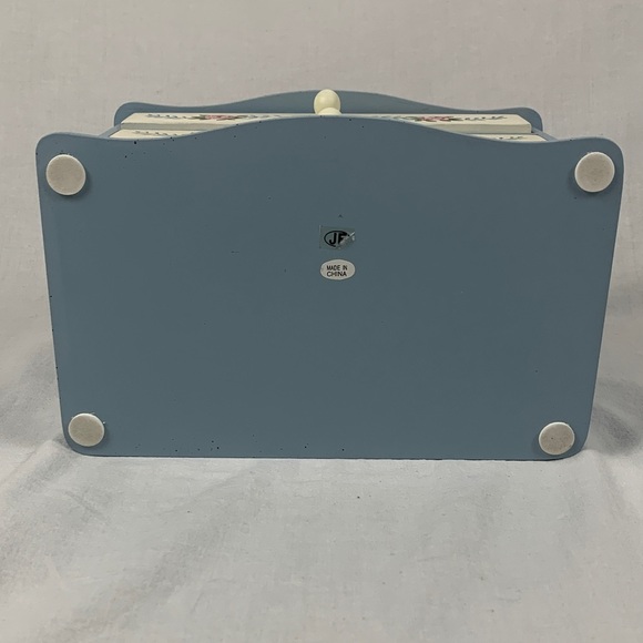 Vintage Jewelry Box Hand Painted with 3 drawers, missing top mirror. - Picture 10 of 14